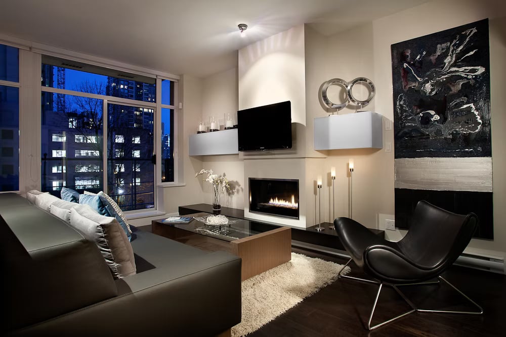 Dolce at Symphony Place in Downtown Vancouver by Solterra Development.